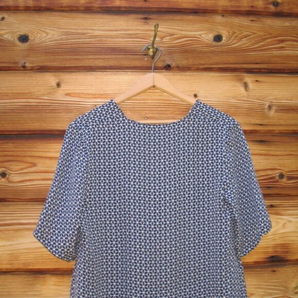 Theory Antazie Tile Geo Print Silk Top - Picture 8 of 10